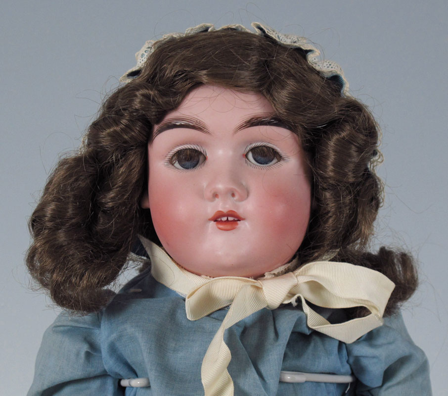 HANDWERK GERMAN BISQUE HEAD DOLL: