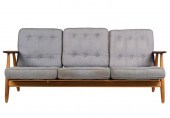 HANS J. WEGNER: CIGAR SOFAHans