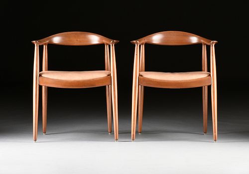 HANS J. WEGNER (DANISH 1914-2007) A