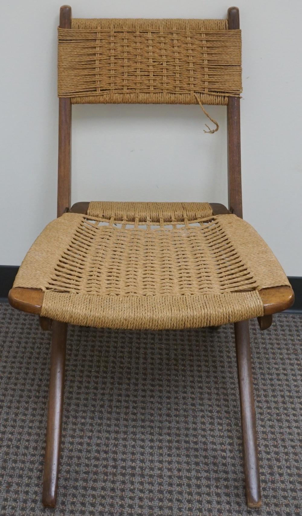HANS WEGNER STYLE MID-CENTURY