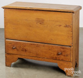 HARD PINE MULE CHEST<br>Diminu