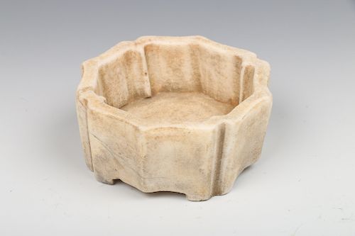 HARD STONE CARVED LOBED BRUSH