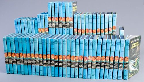 HARDCOVER HARDY BOYS BOOK