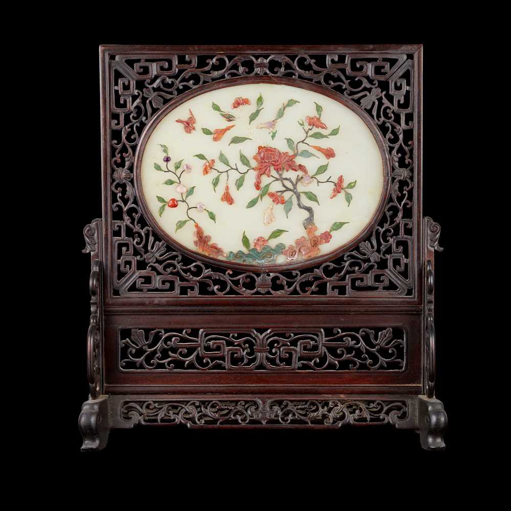 HARDSTONE INLAID CELADON JADE INSET