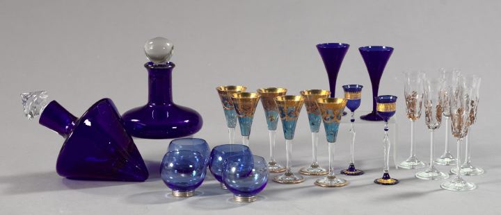 Harlequin Suite of Nineteen Cordial