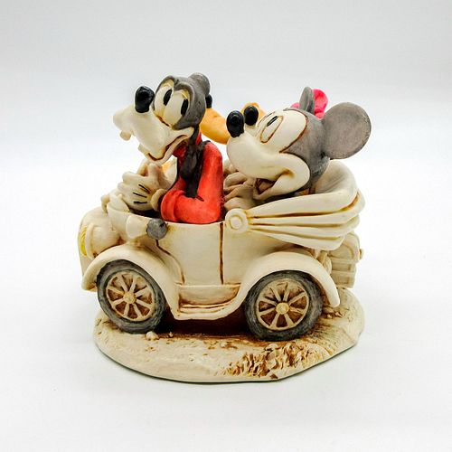 HARMONY KINGDOM TRINKET BOX,
