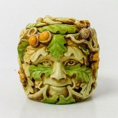 HARMONY KINGDOM TRINKET BOX, M