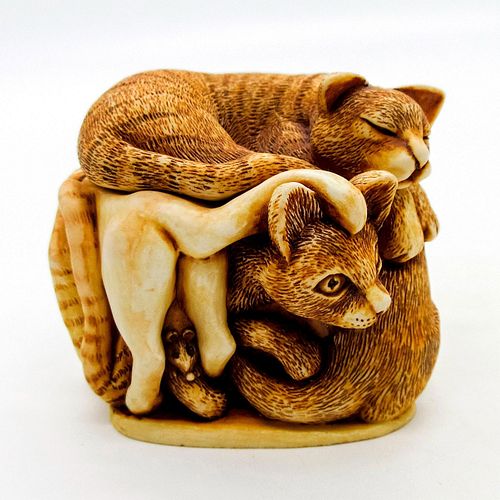 HARMONY KINGDOM TRINKET BOX,