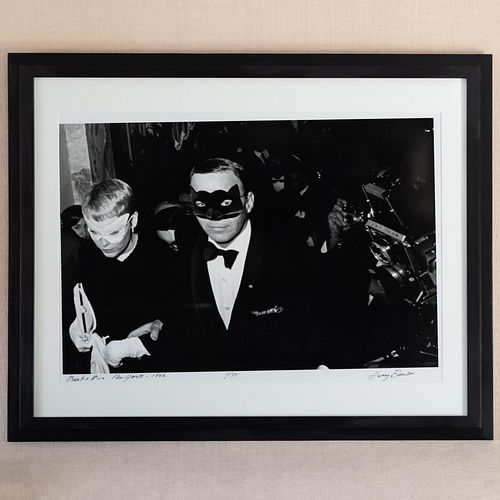 HARRY BENSON (B. 1929): FRANK &