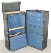 HARTMANN CUSHION-TOP WARDROBE