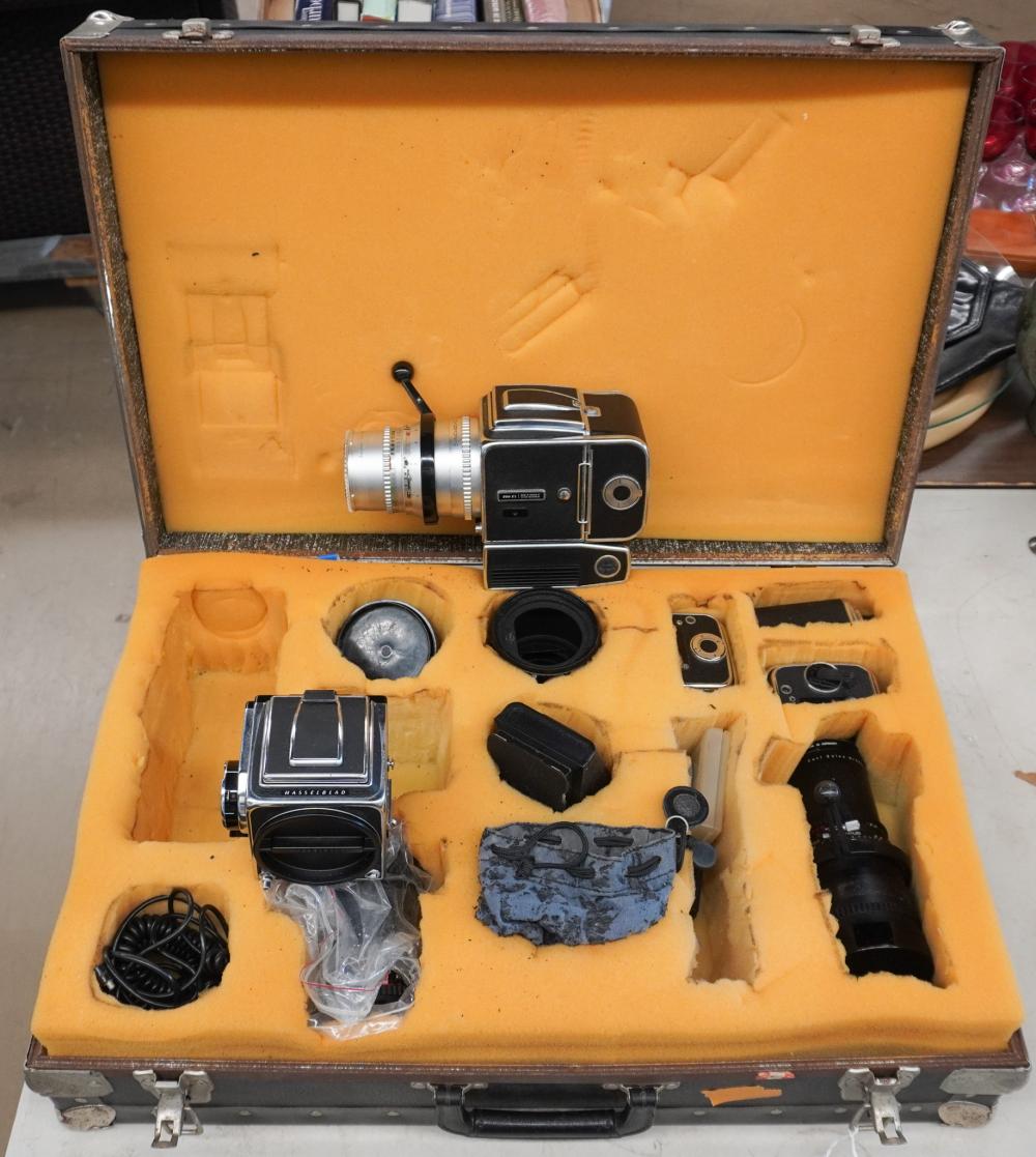 HASSELBLAD 500 EL CAMERA, LENSES