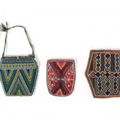 Haudenosaunee Beaded Bags
earl