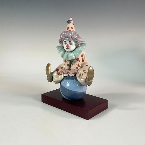HAVING A BALL 1005813 - LLADRO