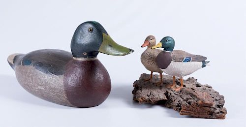HAYS DUCK DECOY & CARVED DUCKS