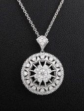 HEARTS ON FIRE 18K GOLD DIAMON