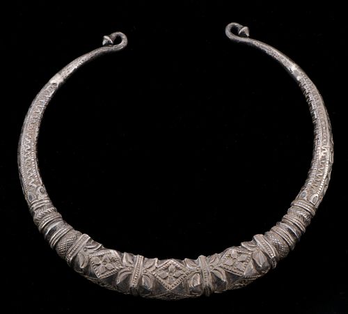 HEAVY SILVER TORQUE NECKLACE,