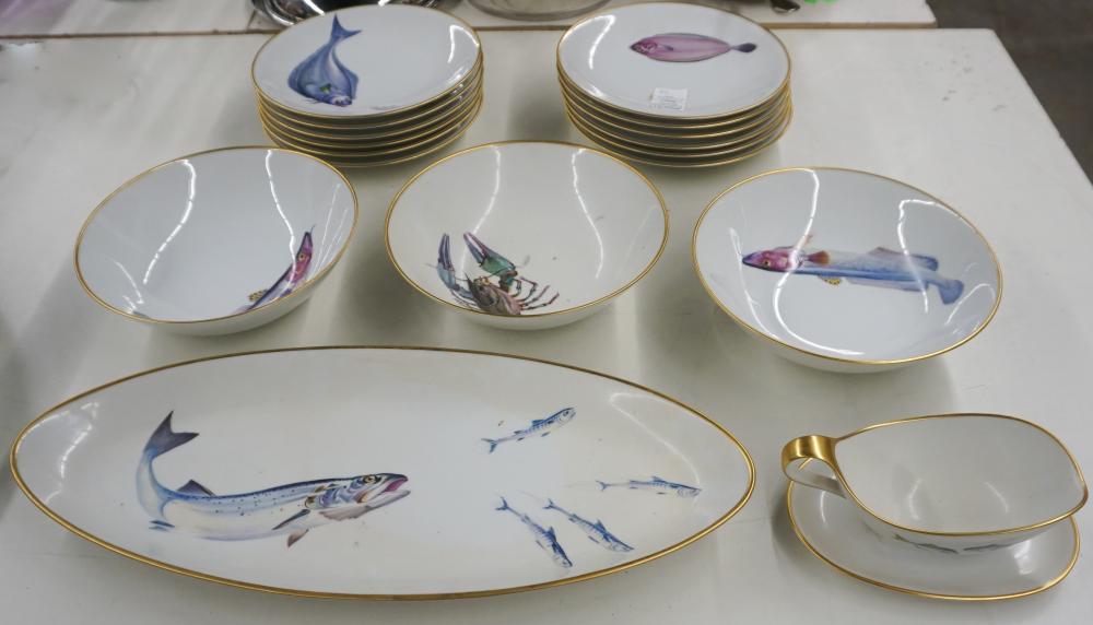 HEINRICH PORCELAIN 17-PIECE FISH