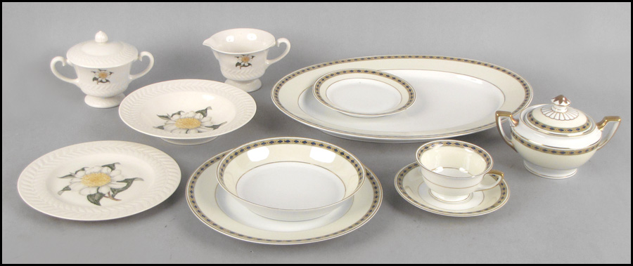 HEINRICH PORCELAIN PARTIAL DINNER