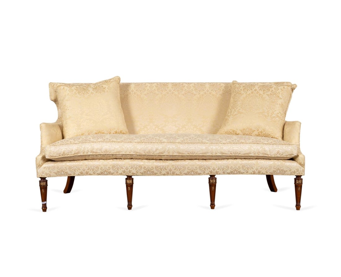 HEIRLOOM CENTURY WINGBACK DAMASK