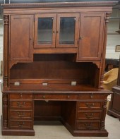 HEKMAN MAHOGANY TWO-PART CREDE