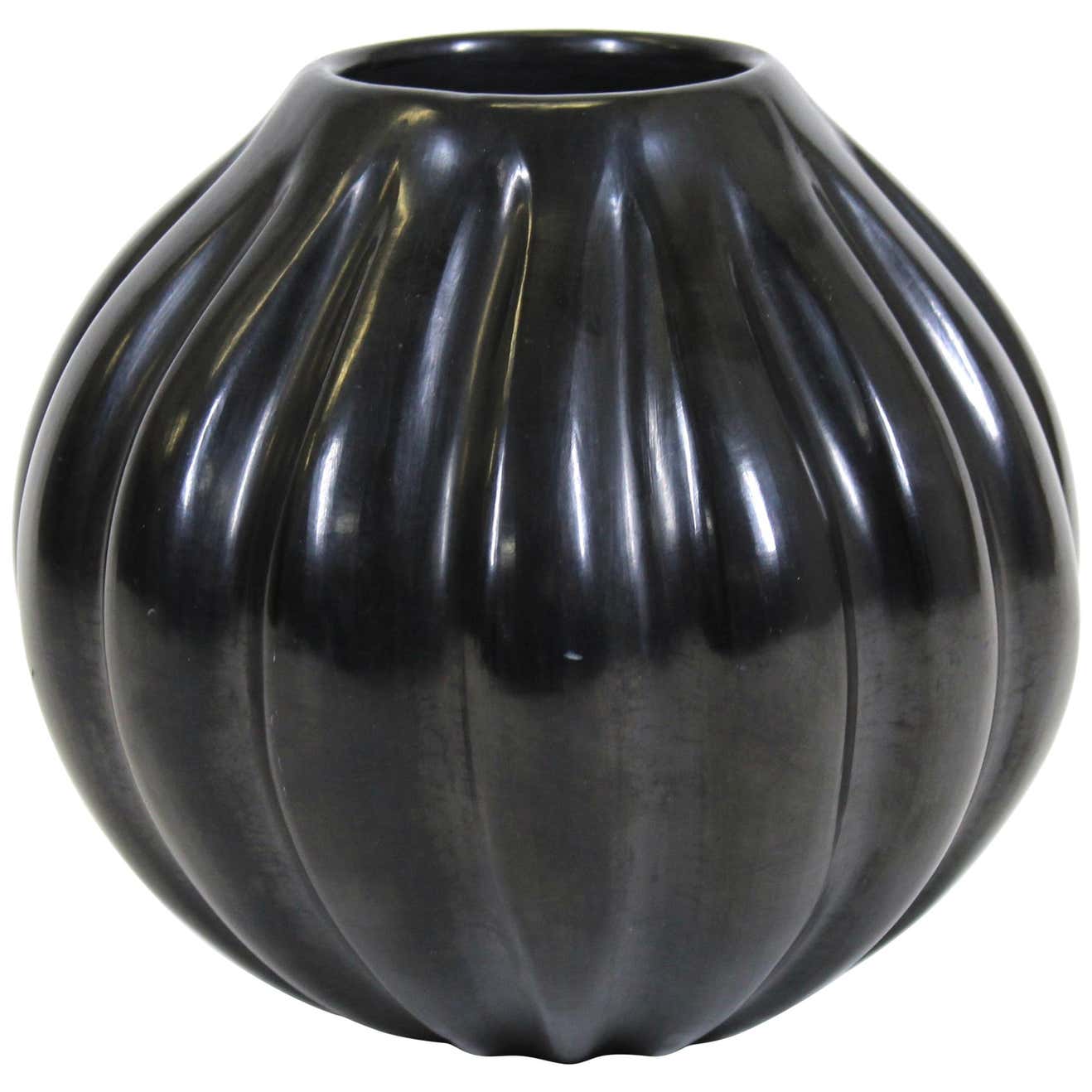 HELEN SHUPLA PUEBLO BLACKWARE
