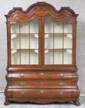 HENREDON CHINA CABINET Dutch s
