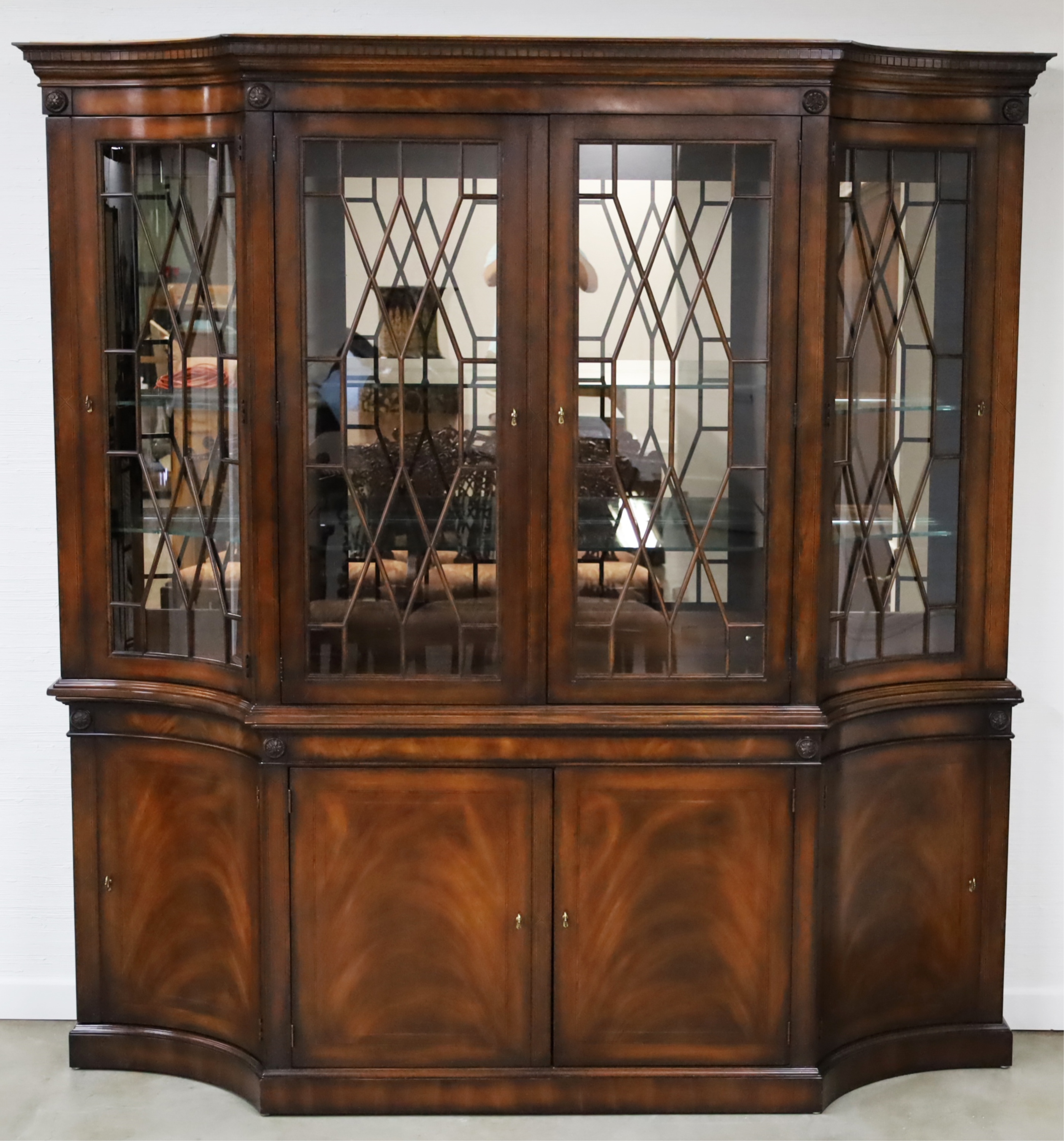 HENREDON CROTCH MAHOGANY MIRROR