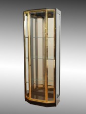 HENREDON DISPLAY CASE: Black H