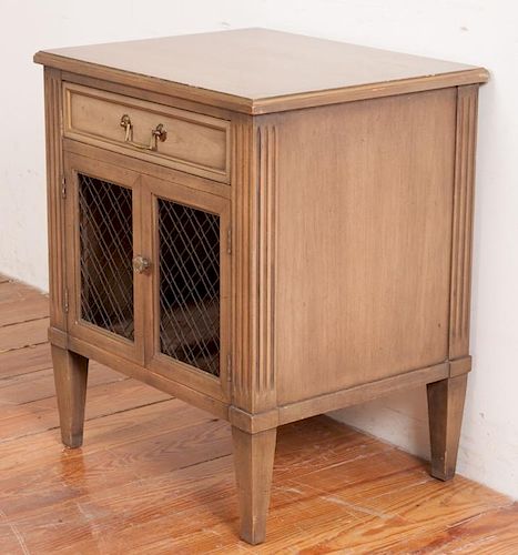 HENREDON FINE FURNITURE CABINET