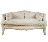 HENREDON FULLY UPHOLSTERED LOV