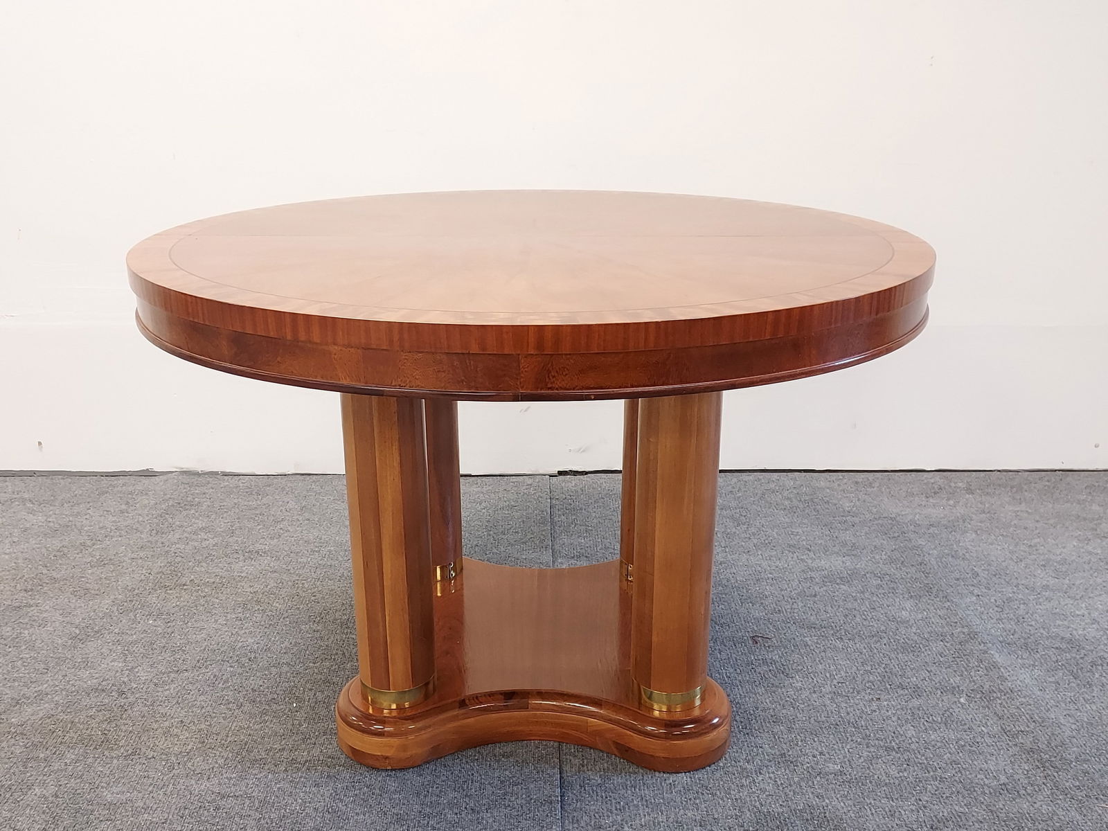 HENREDON ROUND PARQUETRY INLAID