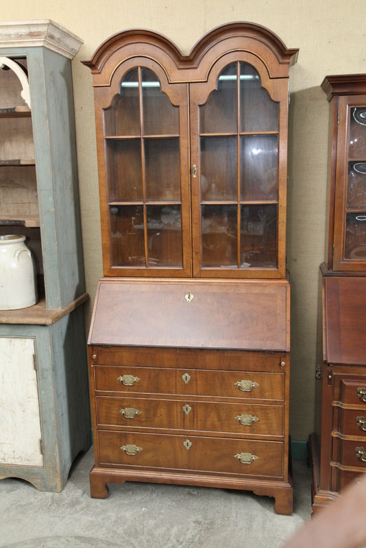 HENREDON SECRETARY BOOKCASE.