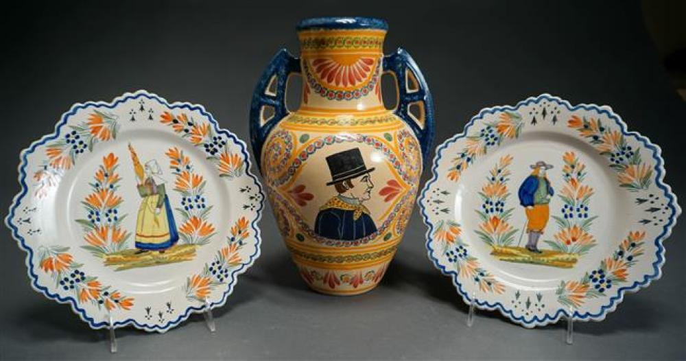 HENRIOT QUIMPER TWO-HANDLE JUG