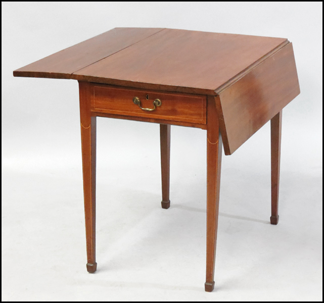 HEPPLEWHITE MAHOGANY PEMBROKE