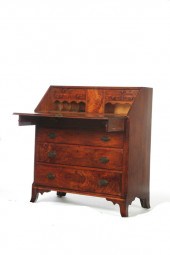 HEPPLEWHITE SLANT-FRONT DESK.