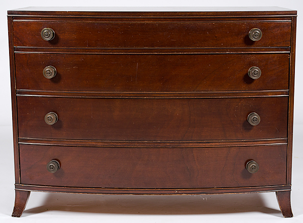 Hepplewhite-style Chest of