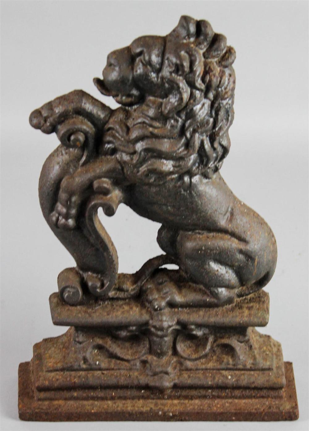 HERALDIC LION FORM CAST IRON