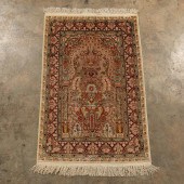 HEREKE RUG WITH GOLD THREAD, 2