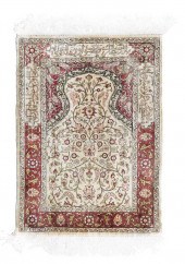 HEREKE SILK AND PART METAL THR