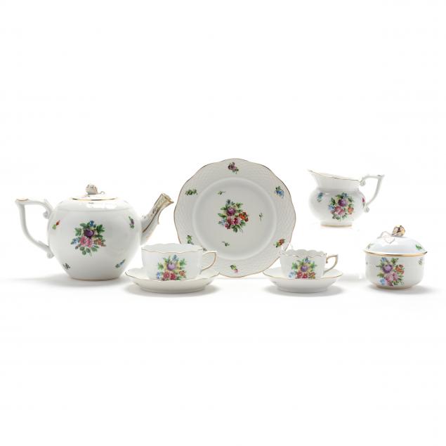 HEREND BOUQUET OF FLOWERS TEA