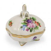 HEREND COVERED PORCELAIN BOXDE