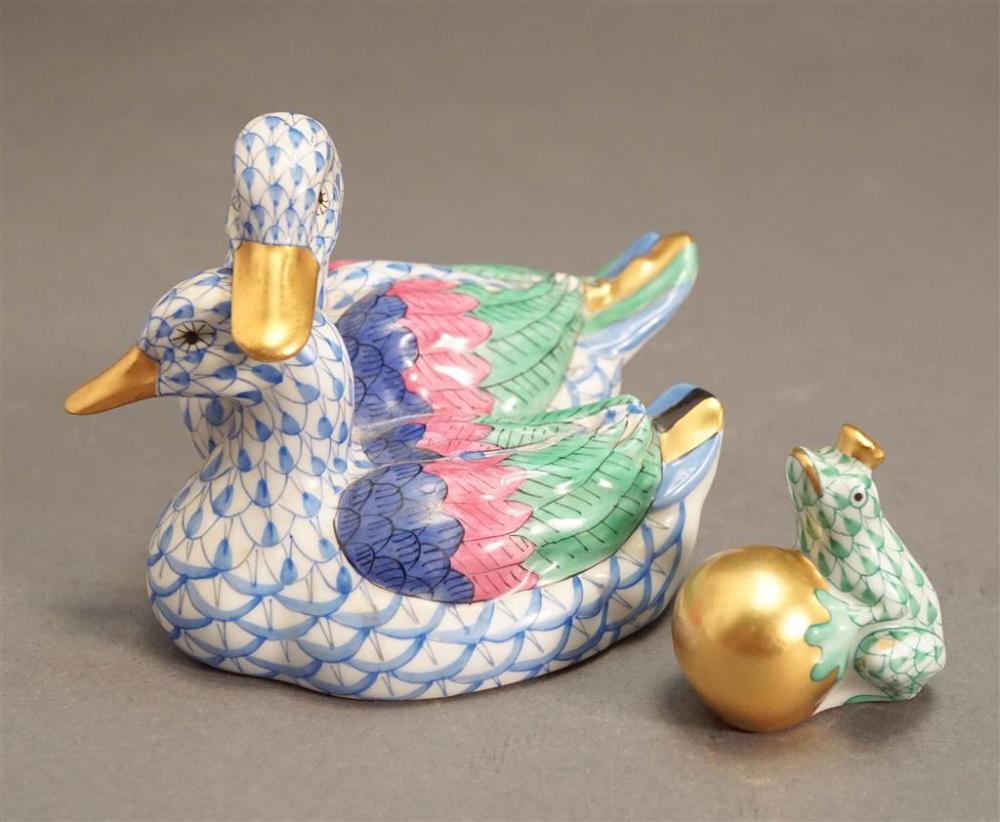 HEREND FIGURE OF TWO DUCKS AND FROG