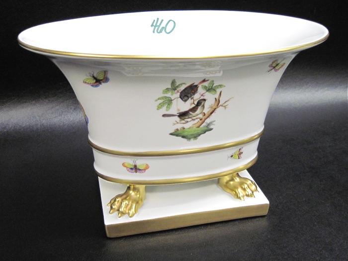 HEREND FINE PORCELAIN CENTERPIECE
