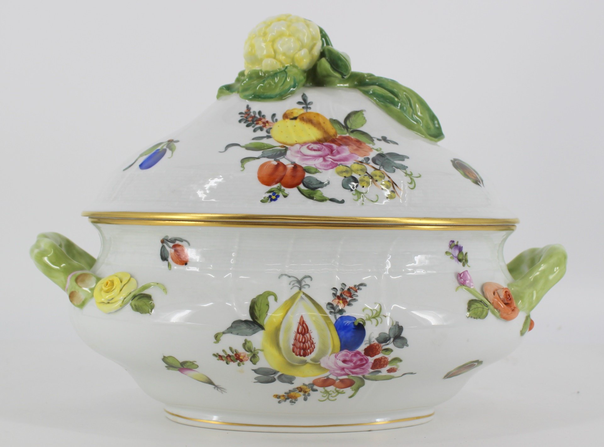 HEREND HUNGARY PORCELAIN LIDDED