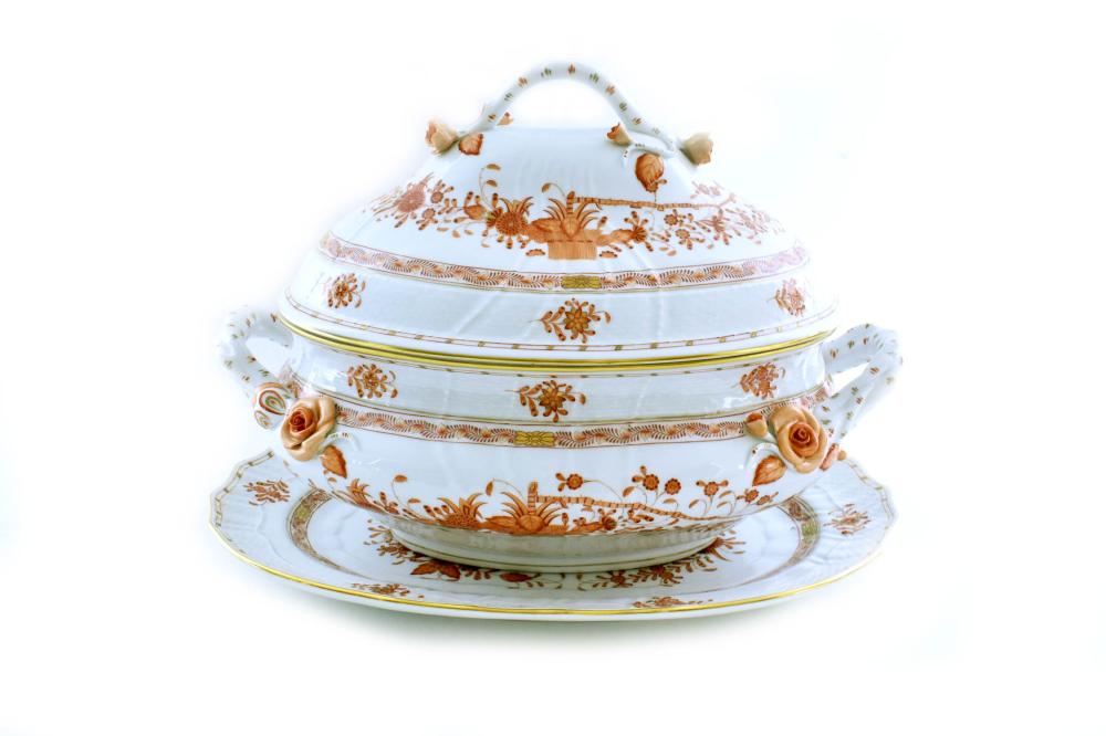 HEREND INDIAN BASKET PORCELAIN