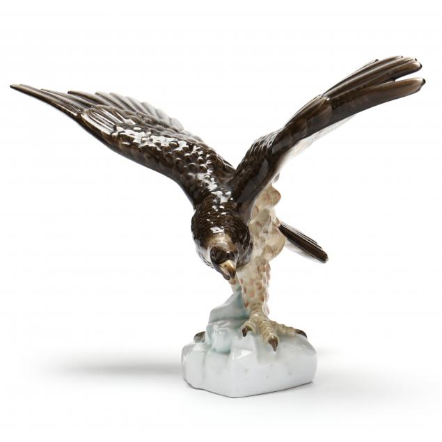 HEREND NATURAL EAGLE FIGURINE