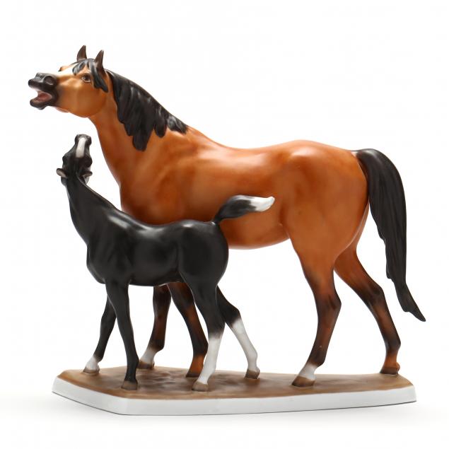 HEREND NATURAL MOTHER AND FOAL 5893