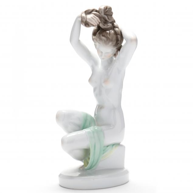 HEREND NATURAL NUDE BATHING BEAUTY