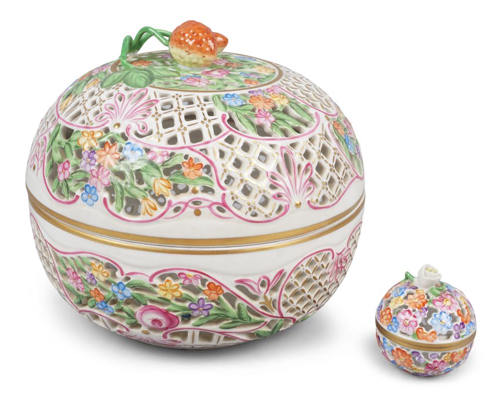 HEREND OPENWORK POTPOURRI BOX,