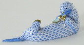 Herend Otter Figurinehand pain